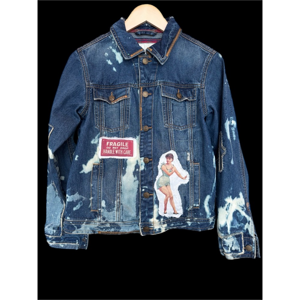 Circus Pin-Up Patchwork Denim Jacket | Distressed |‎ Large - Picture 2 of 16
